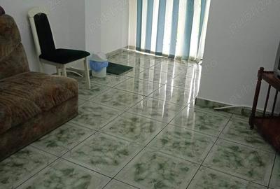 Spațiu comercial, în Decebal