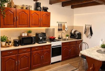 Casă cu 4 camere cu Teren 333 Mp în Mila 23