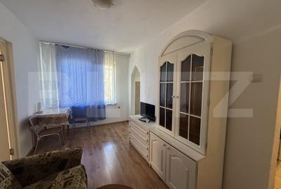 Apartament cu 2 camere semidecomandat, mobilat în Micro 14