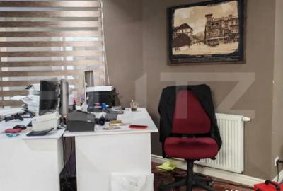 Spațiu comercial, de 190 mp, în Central - 4