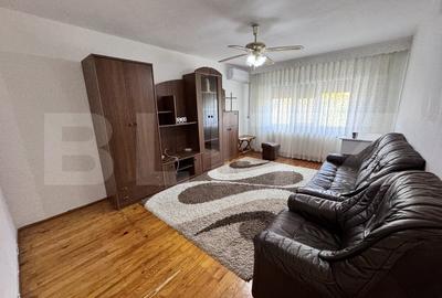 Apartament cu 3 camere decomandat, mobilat în Exterior Nord