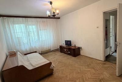 Apartament cu 2 camere semidecomandat în Mărășești