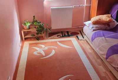 Apartament cu 3 camere semidecomandat în Rogerius - 1