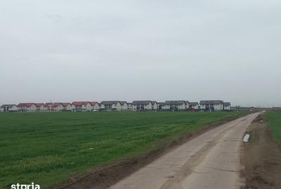 Teren de 10000 mp, în Central