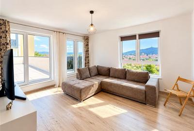 Apartament cu 2 camere decomandat, mobilat în Tractorul