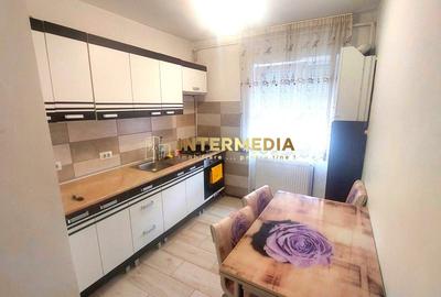 Apartament cu 2 camere decomandat, mobilat în Cetate