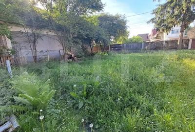 Casă cu 3 camere cu Teren 691 Mp în Unirii