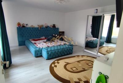 Casă cu 5 camere cu Teren 280 Mp în Vidra - 11