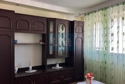 Apartament cu 3 camere decomandat, mobilat în Central - 2