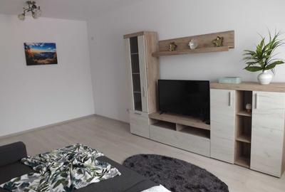 Apartament cu 2 camere decomandat în Central - 2