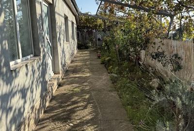 Casă cu 4 camere în Tecuci