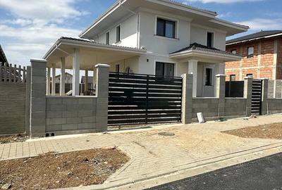 Casă cu 5 camere cu Teren 650 Mp în Giarmata