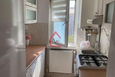 Apartament cu 2 camere semidecomandat, mobilat în Păcurari