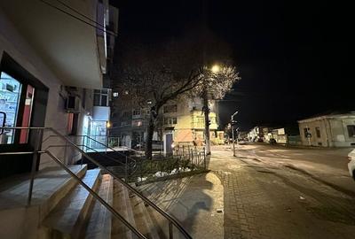 Spațiu comercial, de 48 mp, în Ultracentral - 2