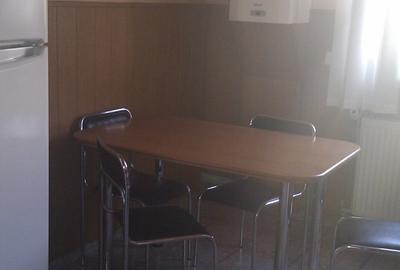 Apartament cu 4 camere semidecomandat în Gojdu - 2