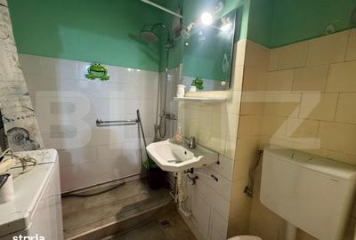 Apartament cu 3 camere decomandat în Deve