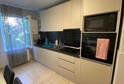 Apartament cu 3 camere decomandat în Tudor - 3