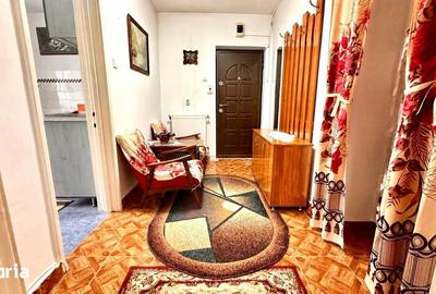 Apartament cu 3 camere semidecomandat în Șerbănești - 3