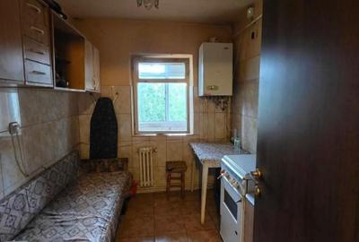 Apartament cu 2 camere decomandat în Dacia