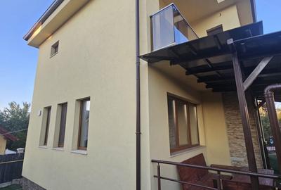 Casă individuală cu 5 camere cu Canalizare în Europa