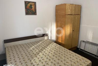 Apartament cu 2 camere semidecomandat în Calea București