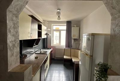 Apartament cu 2 camere semidecomandat în Ultracentral