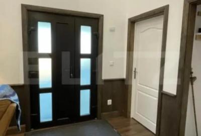 Casă cu 3 camere cu Teren 5000 Mp în Central
