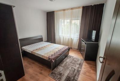Apartament cu 2 camere decomandat în Colibași