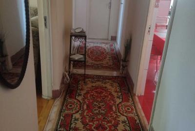 Apartament cu 3 camere decomandat în Central - 2