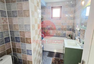 Apartament cu 3 camere, mobilat în Tomis Nord - 1
