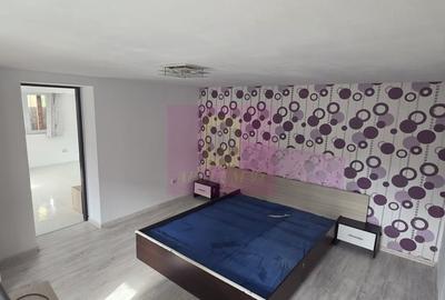 Casă cu 3 camere în Central