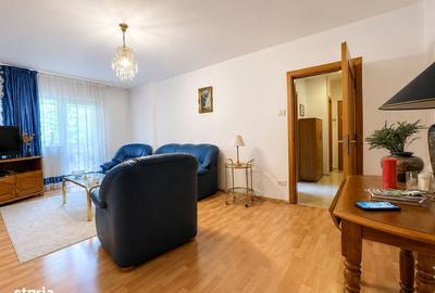 Apartament cu 3 camere decomandat în Tineretului