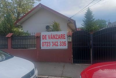 Casă cu 4 camere în Mircea-Vodă
