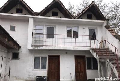 Casă cu 6 camere cu Teren 100 Mp în Caransebeș