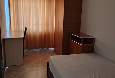 Apartament cu 3 camere decomandat în Tătărași