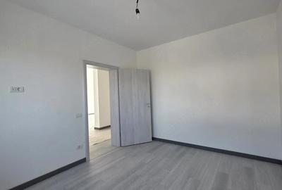 Casă cu 3 camere cu Teren 225 Mp în Dumbrăvița