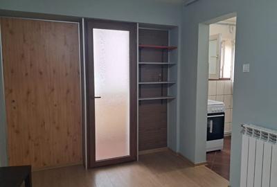 Garsonieră semidecomandată în Gară