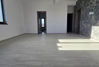 Casă cu 4 camere în Horpaz