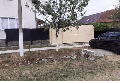 Casă cu Teren 2000 Mp în Central - 2