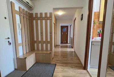 Apartament cu 3 camere decomandat în Tomis Nord - 2