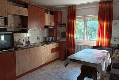 Apartament cu 2 camere decomandat în Răcădău - 2