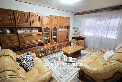 Apartament cu 3 camere decomandat, mobilat în Gară