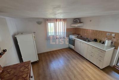 Casă cu 4 camere cu Canalizare în Central - 5