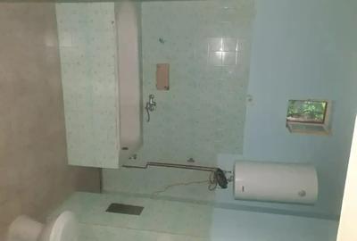 Casă cu 5 camere în Central - 1