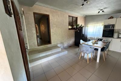 Casă cu 4 camere în Poiana - 8