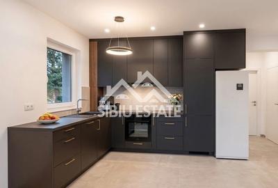 Apartament cu 2 camere decomandat în Cristian - 1