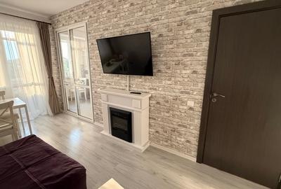 Apartament cu 2 camere decomandat, mobilat în Central