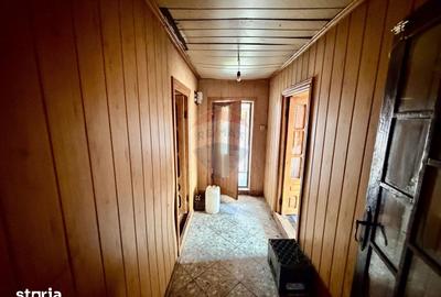 Casă cu 4 camere cu Teren 7727 Mp în Cârligele - 10