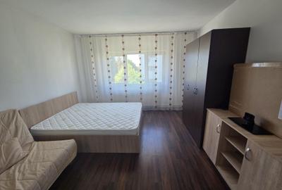 Garsonieră decomandată în Central - 5