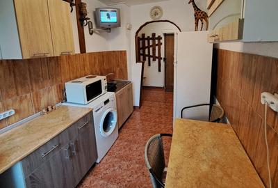Apartament cu 2 camere decomandat în Rahova